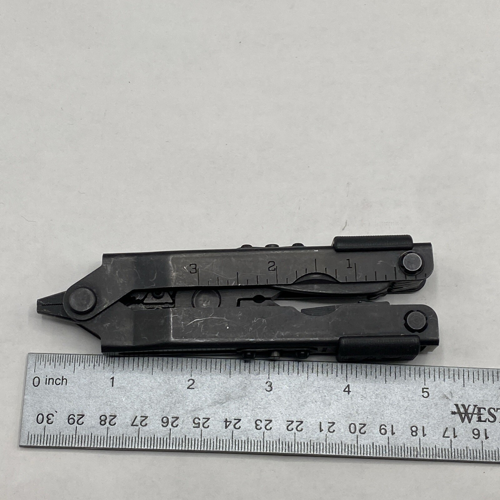 Gerber MP 600, Carbide Cutters, Needlenose – Black