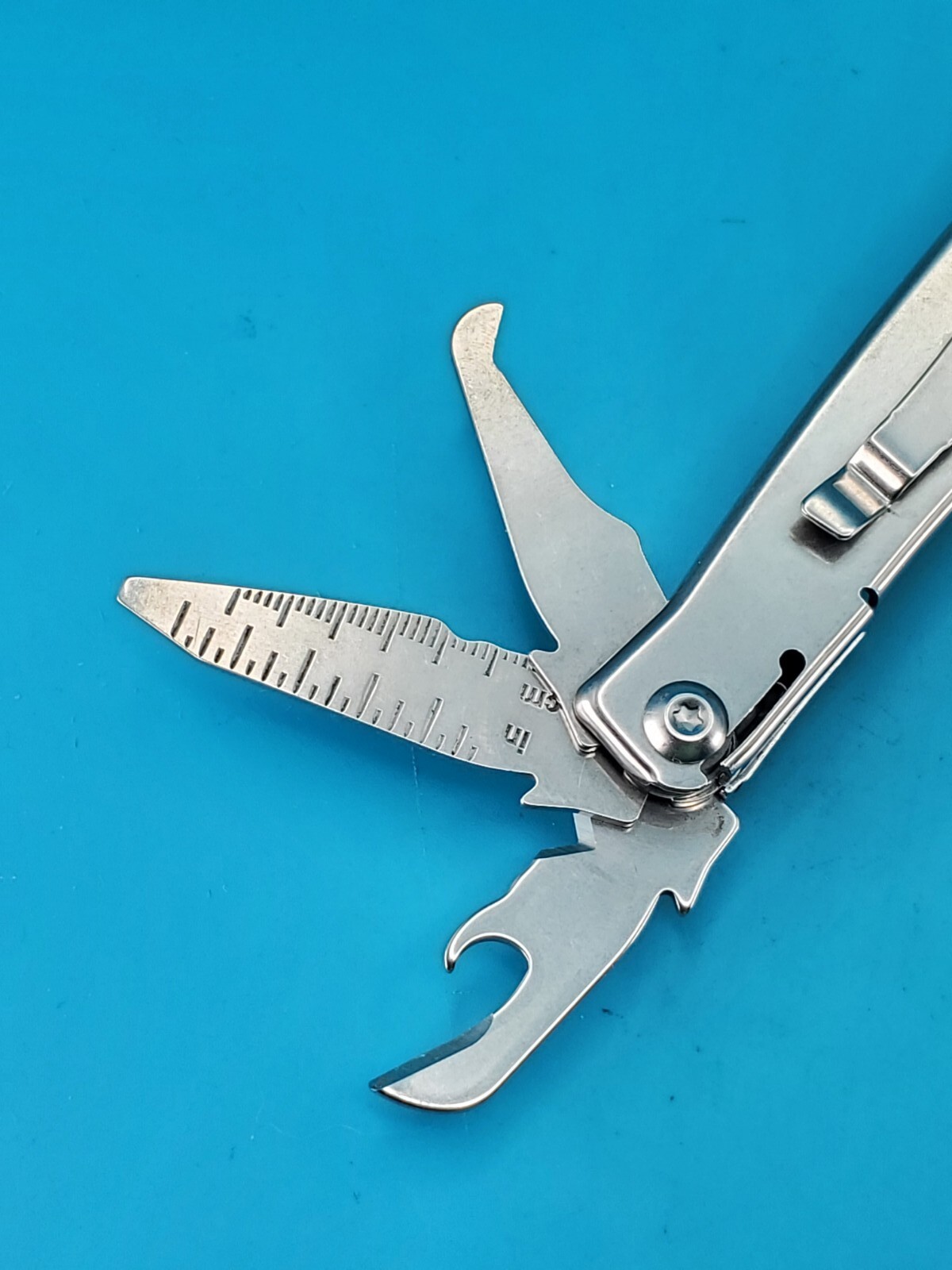 Leatherman Rev 3.8″ Multi-Tool, Stainless!