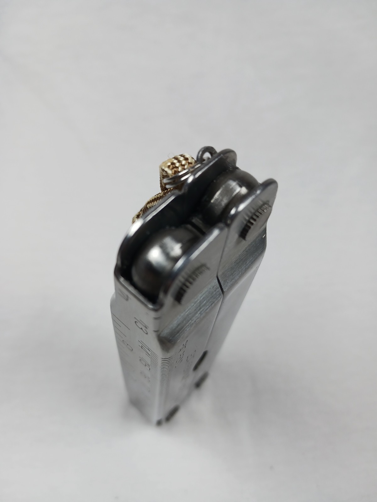 Leatherman Super Tool 100L 12-in-1 Stainless Multi-Tool Part Serrated w/ Sheath