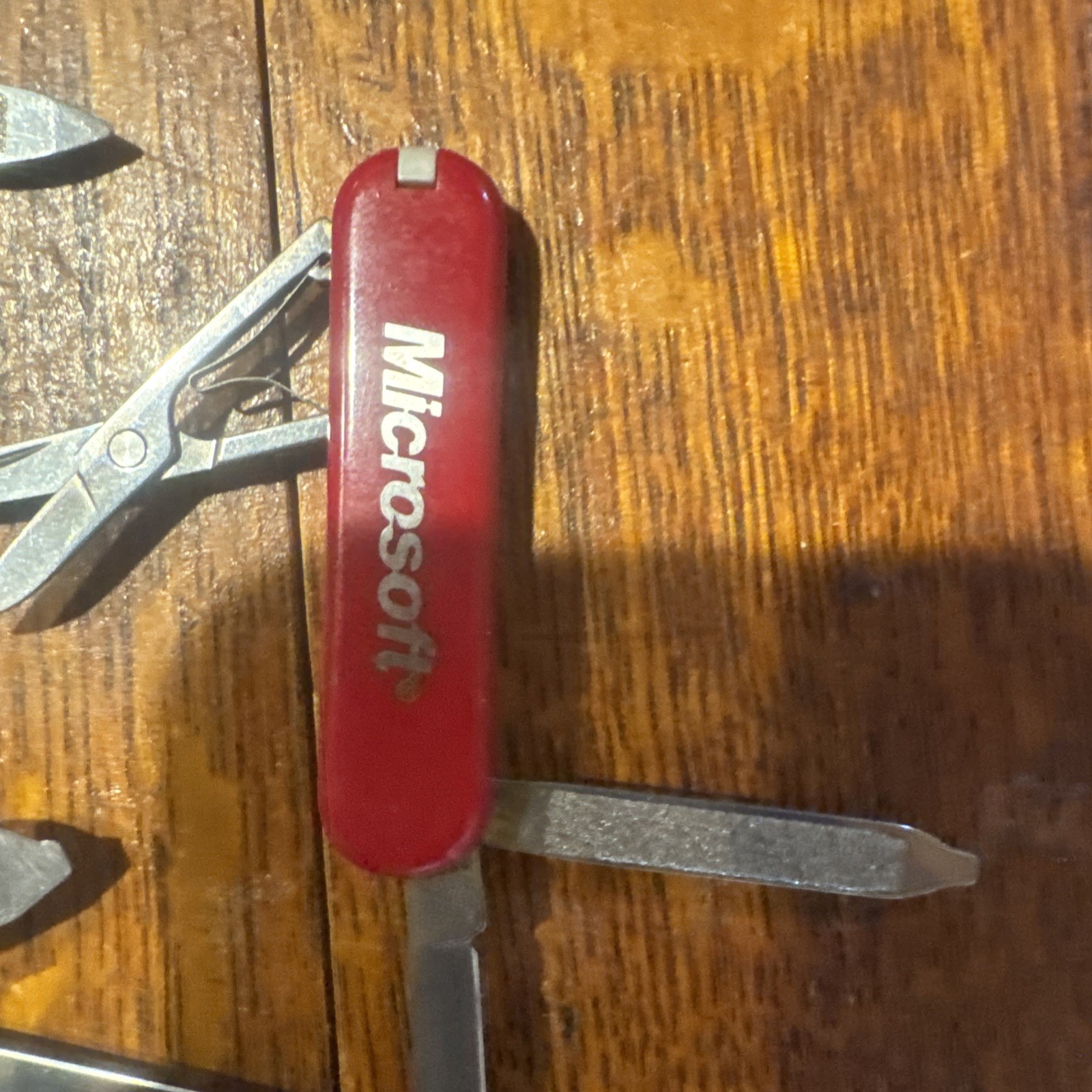 Victorinox Swiss Army Knives And Scissors Microsoft, Novell Collectors Lot