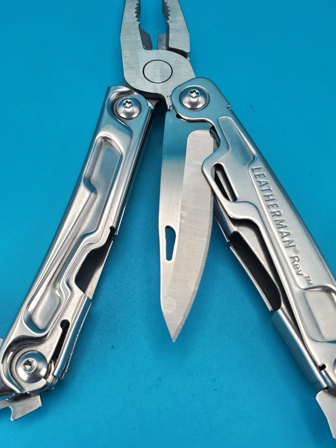 Leatherman Rev 3.8″ Multi-Tool, Stainless! OHIO CONTRACTORS ASSOCIATION