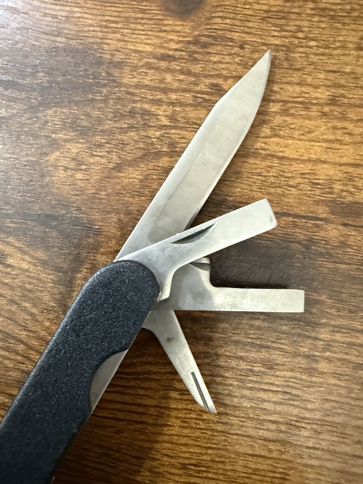 Black Silver Stainless Steel Multi-Tool with Pliers Knife Saw Ergonomic Handle