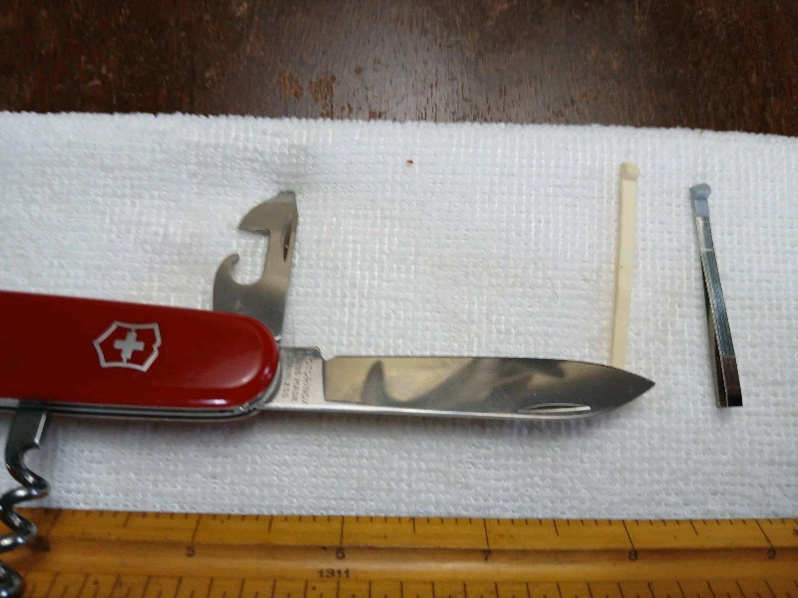 Victorinox Swiss Army Knife Red 6-Tool Multi-Tool Keyring Corkscrew Openers