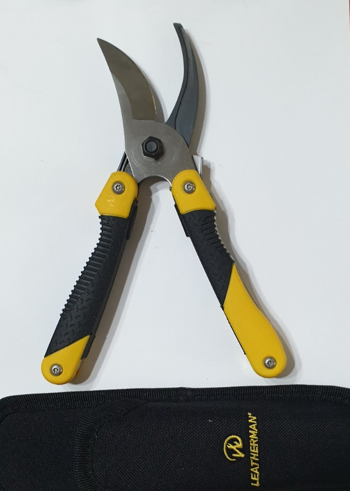 🔥 Leatherman Leather Premium Combined Sheath for Wave Charge 4 Pockets