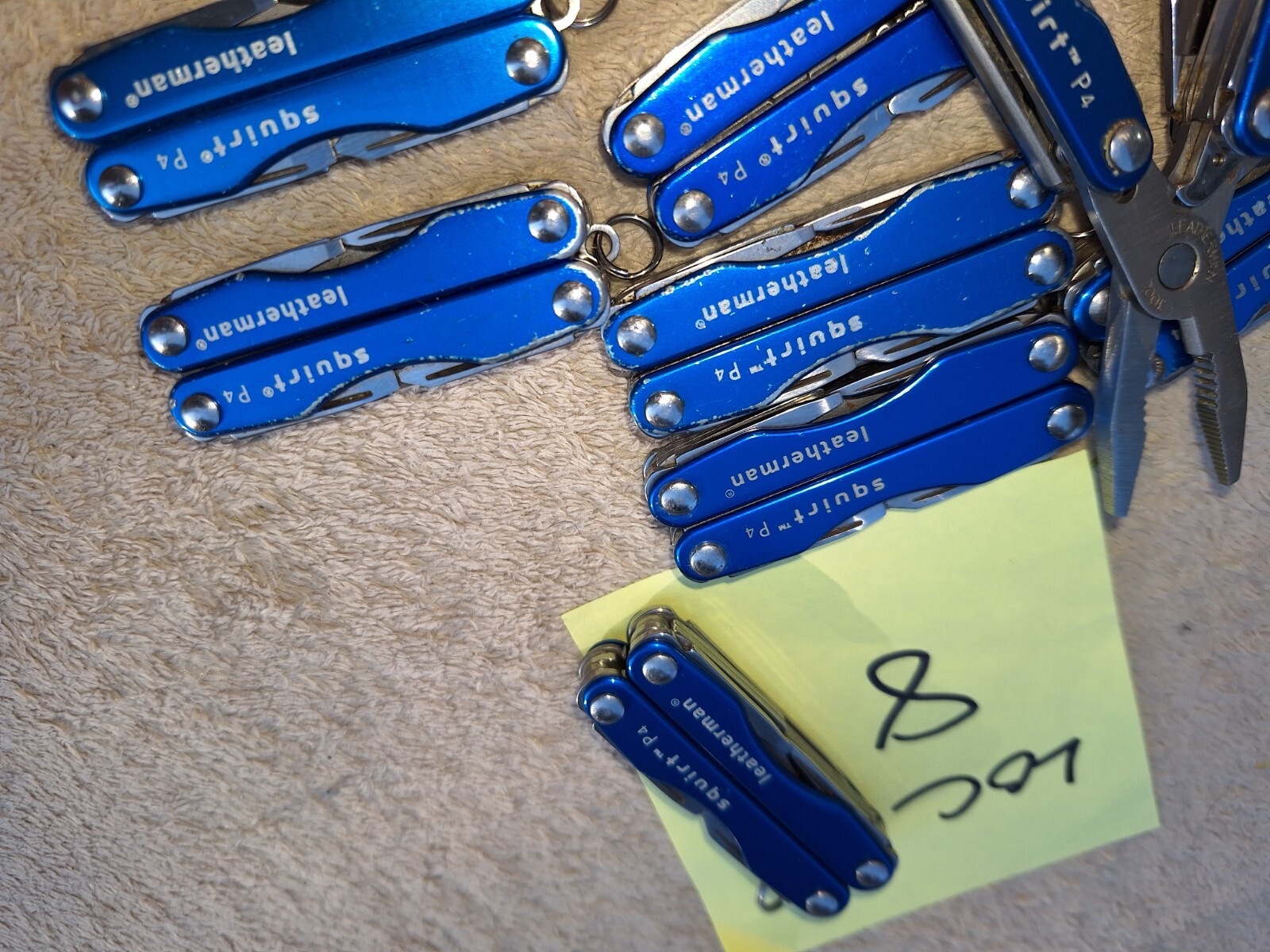QTY 1 LEATHERMAN P4 SQUIRT BLUE Multi Tool COLLECTORS GREAT GIFT Loc 8