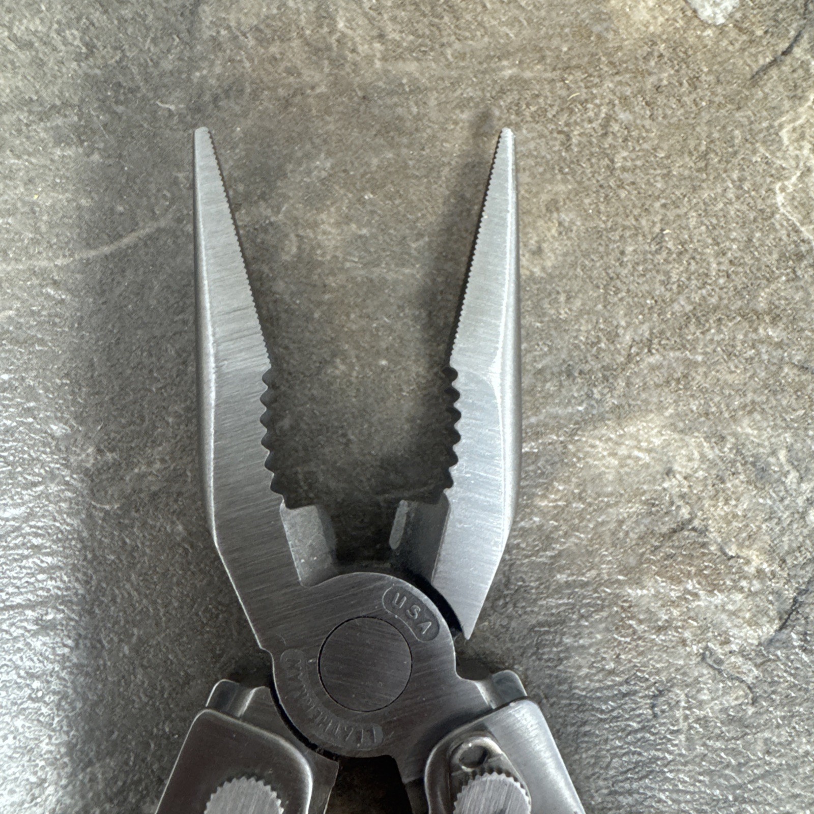 Vintage 1998 Leatherman PST II Multi Tool Scissors Diamond File Serrated Sheath