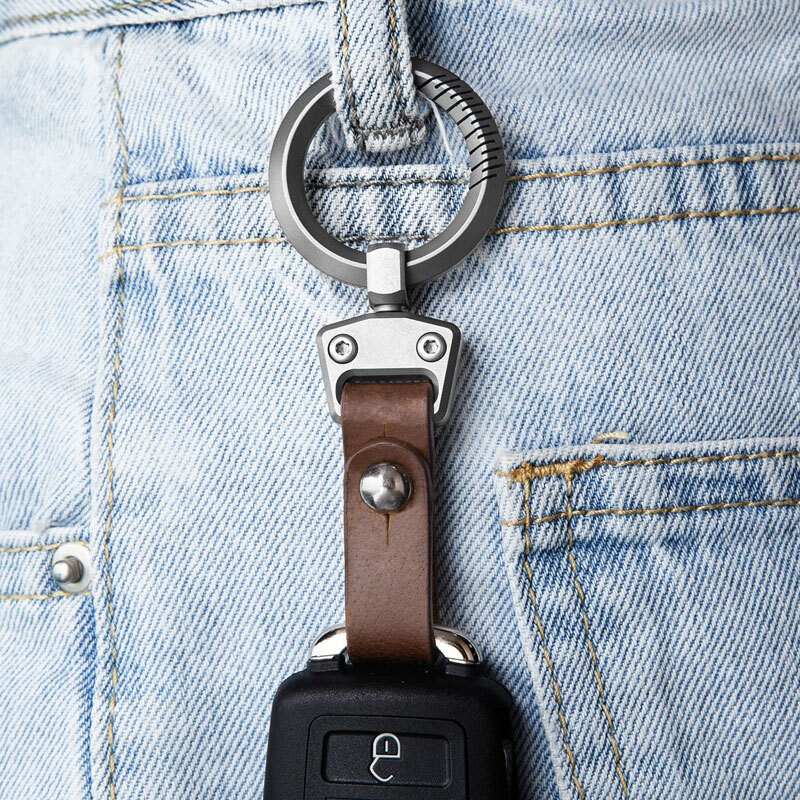 EDC Titanium Alloy + Leather Portable Car Universal Keychain Hanging Buckle Tool