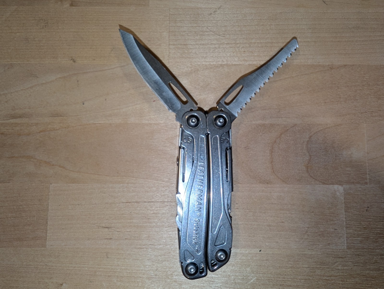 Leatherman Sidekick Multi-Tool, Knife, Pliers, Saw, Stainless
