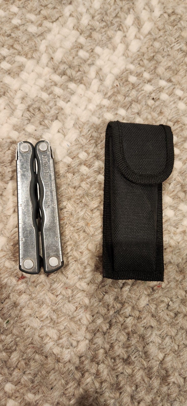 leatherman kick multi-tool