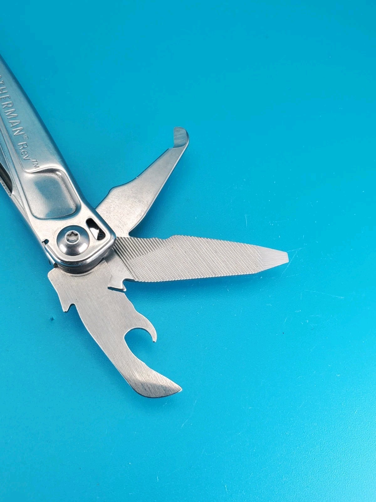 Leatherman Rev 3.8″ Multi-Tool, Stainless! USAA