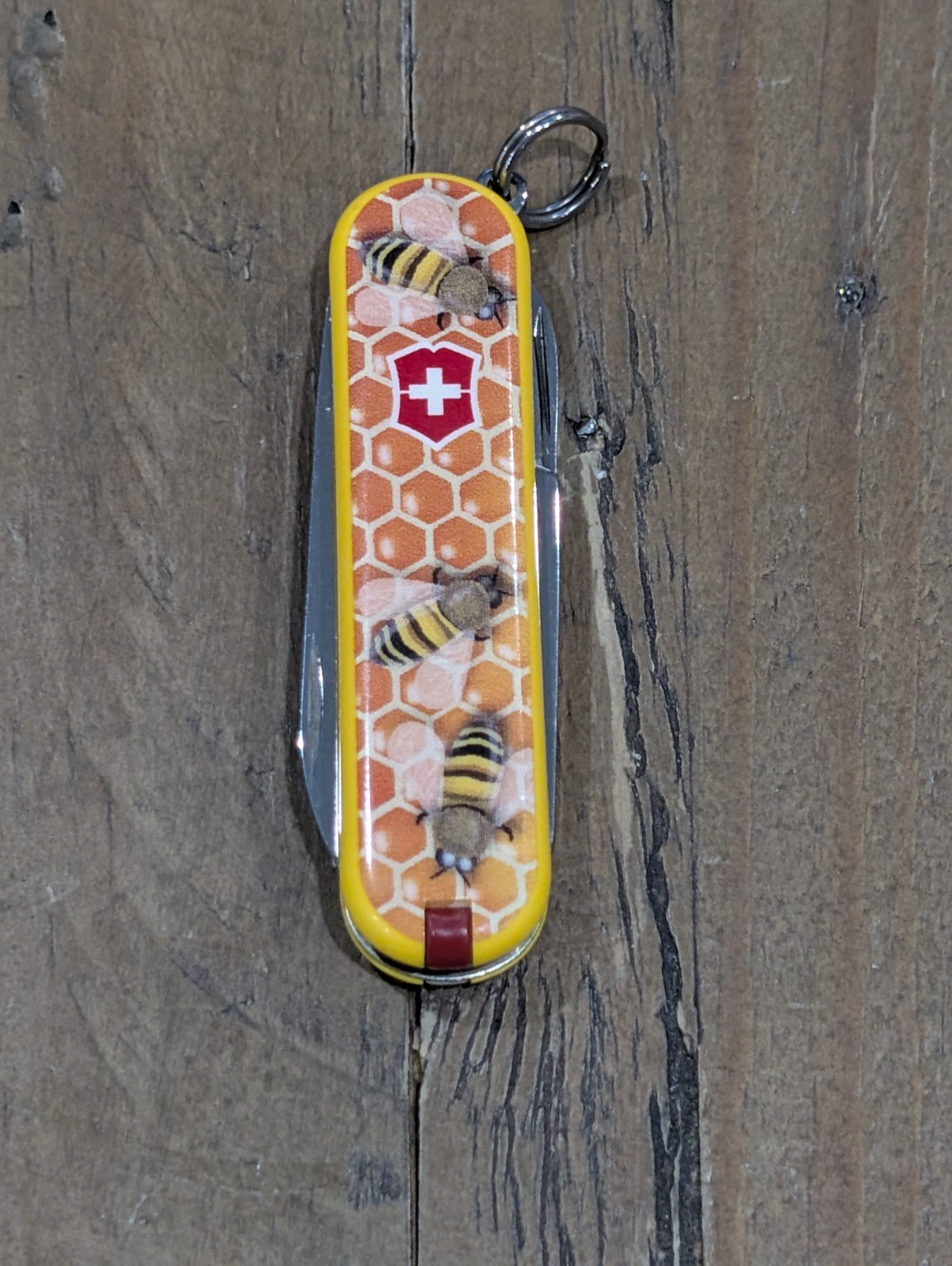 Victorinox – Honey Bee Classic SD – Swiss Army SAK – Multi-Tool – BS-123