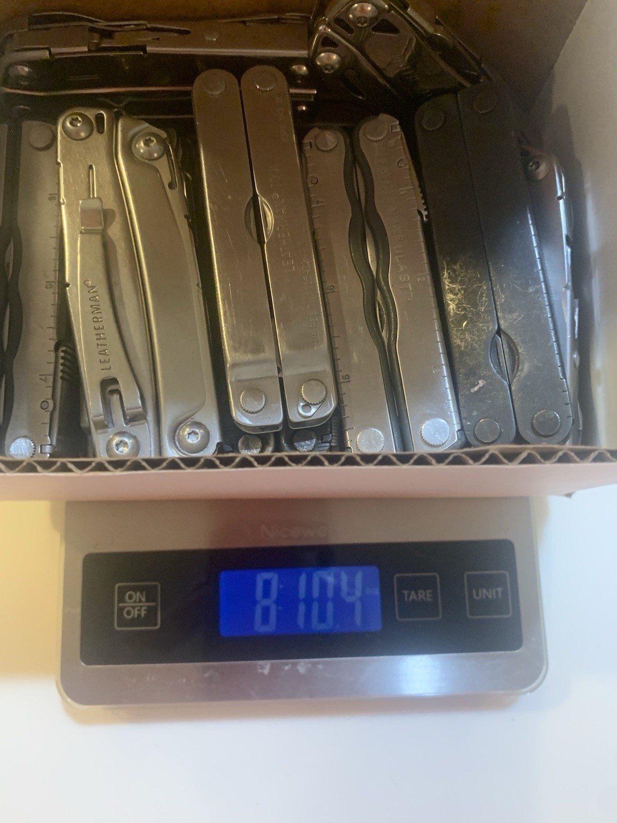 Lot Of 21 Leatherman Multi Tools