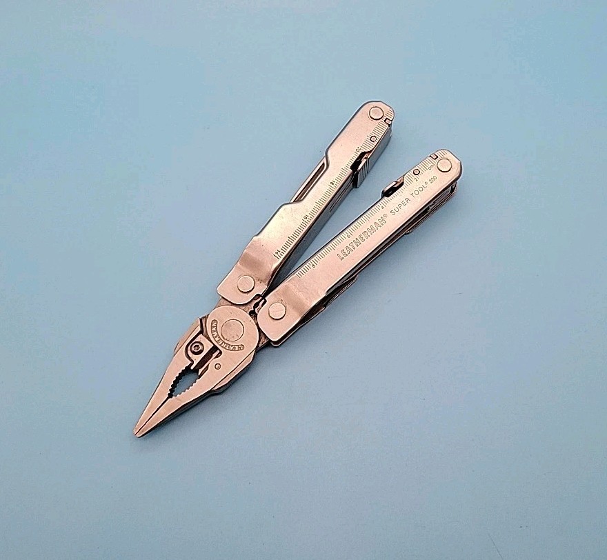 Leatherman Super Tool 300 Multi-Tool – Dated 1011 – Pliers, Knife, Saw, File