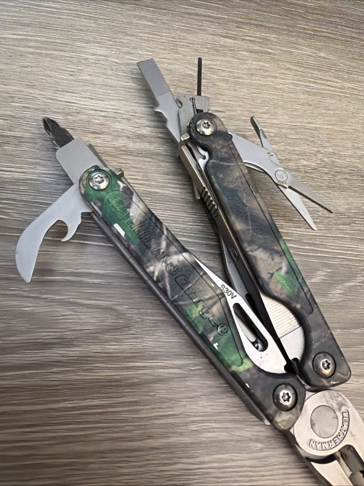 Leatherman Multitool Charge Ti Camo Realtree Camouflage