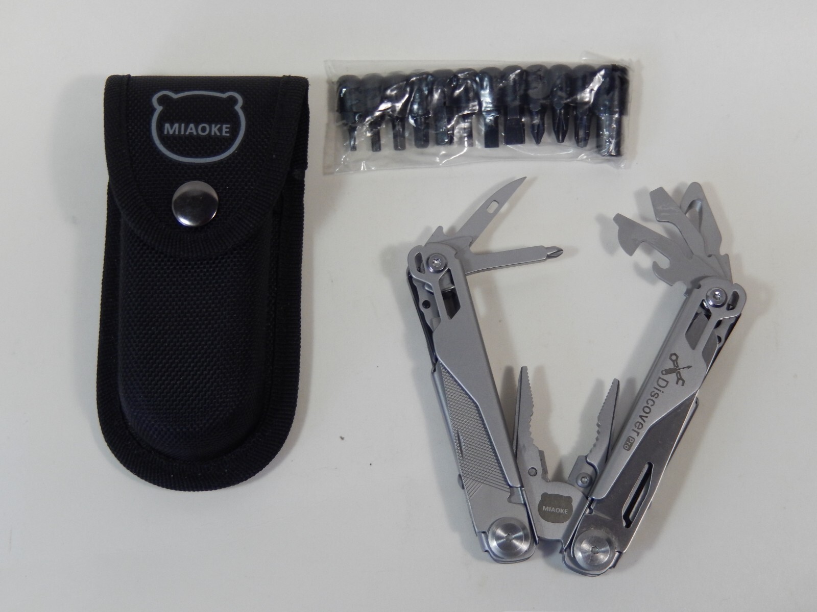 Maioke Tool Co Multi-Tool W/ Pliers and 9 Blades + Adaptor & Bits