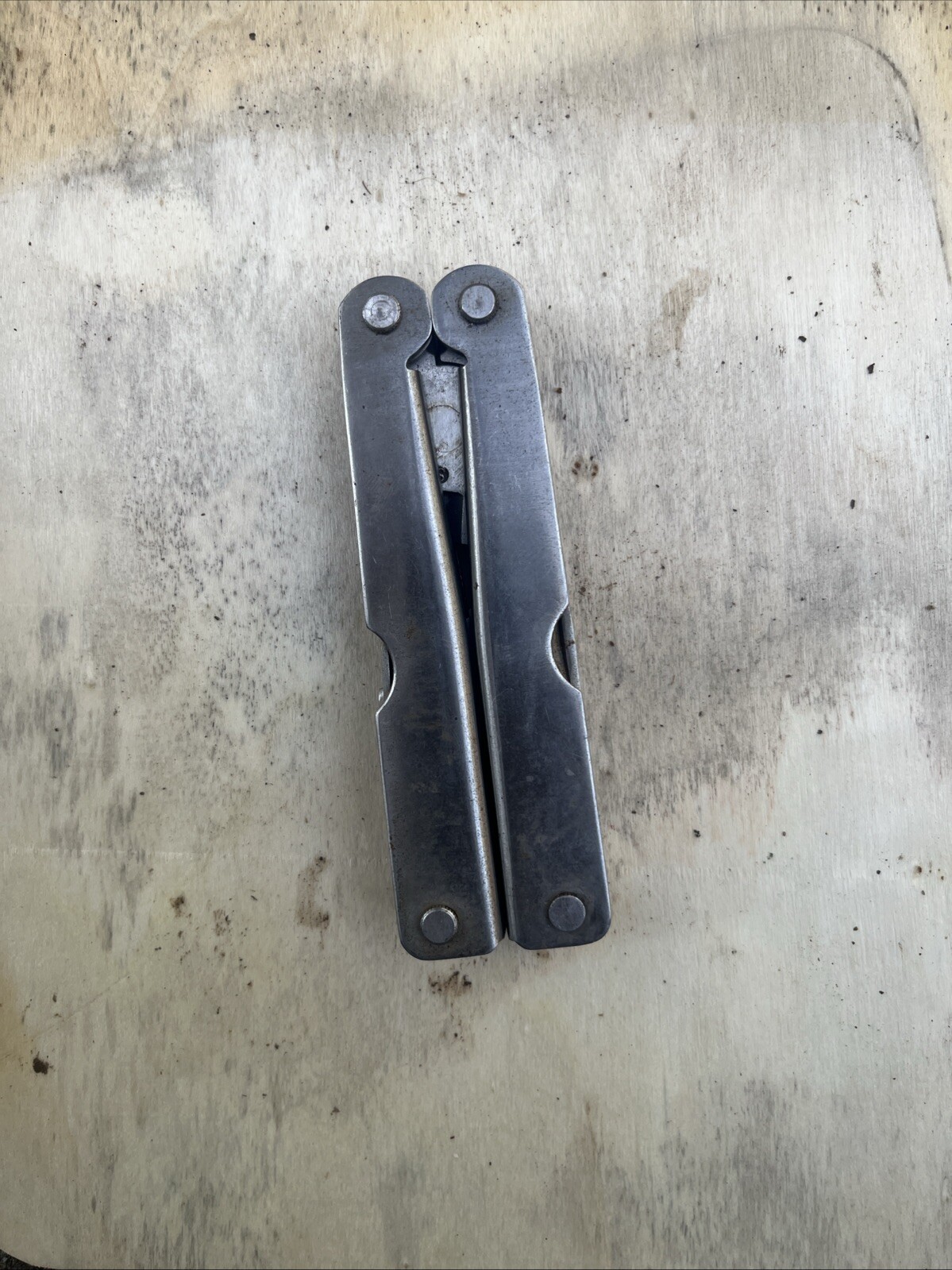 CAROLINA MULTI TOOL 10 TOOLS In 1 4.5″ Long Stainless Steel