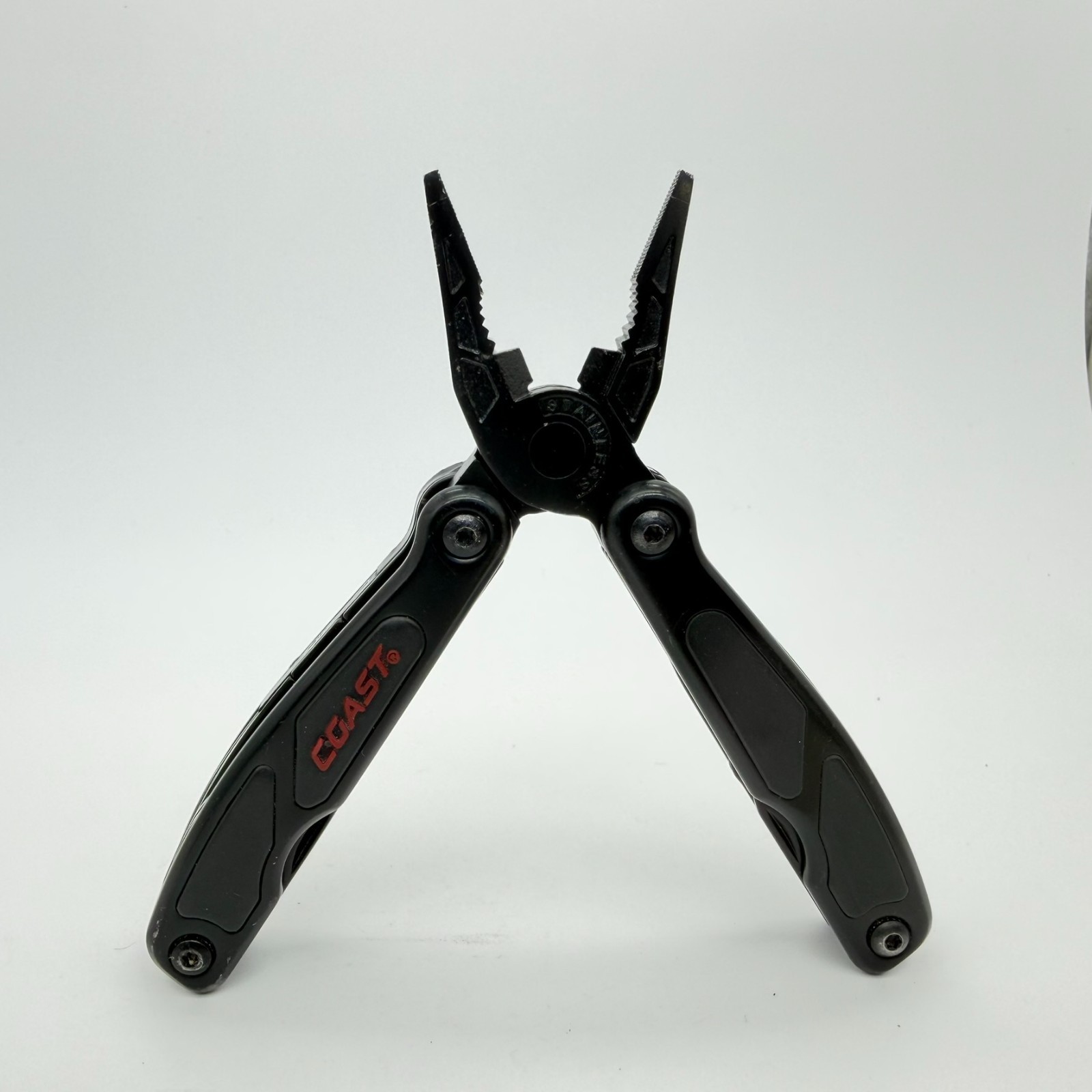 Coast LED135 Dual-LED Micro Plier Multi-Tool 14-In-1 Stainless Steel USED Black