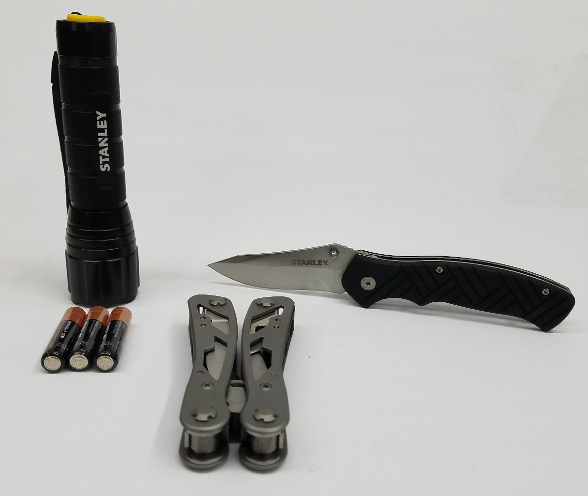 STANLEY KNIFE, MULTI TOOL (12 IN 1), 150 LUMENS FLASHLIGHT