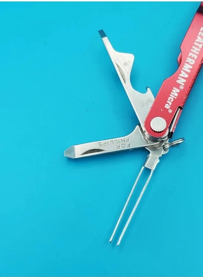 Leatherman Micra Multi-Tool, Knife, Scissors, Key Ring, Red Color in Good Condit