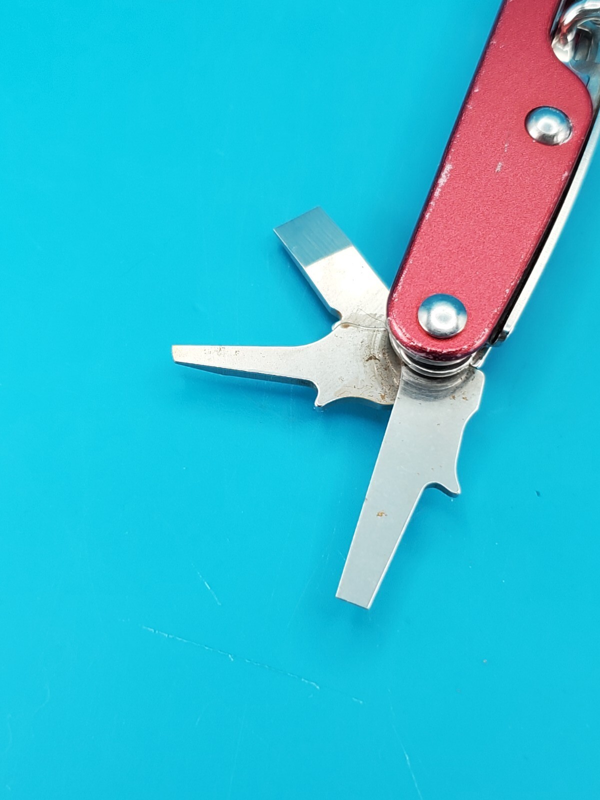 Leatherman Juice C2 Red Multi Tool! RETIRED!