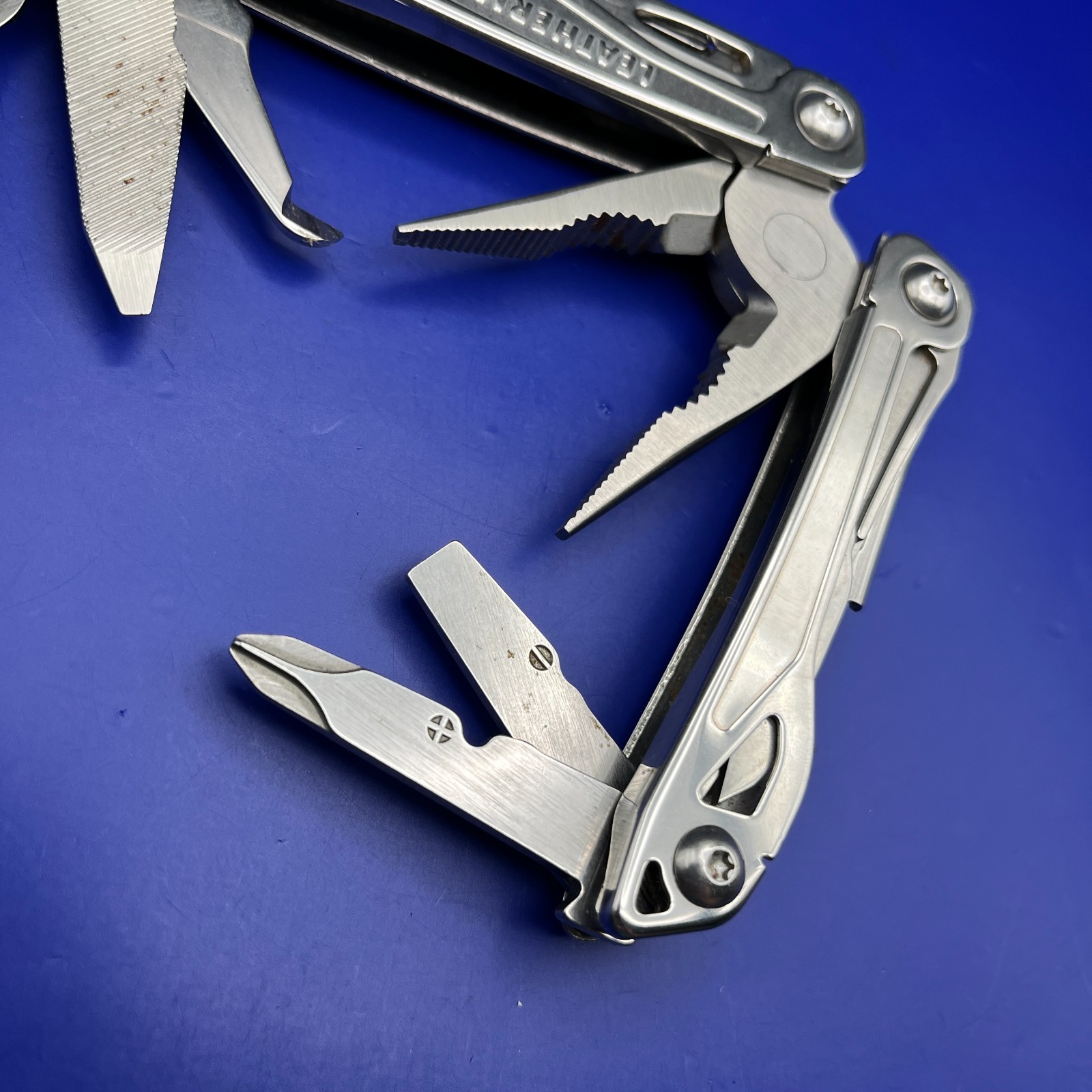 Leatherman Stainless Steel Wingman Multi Tool Scissors Knife Plier