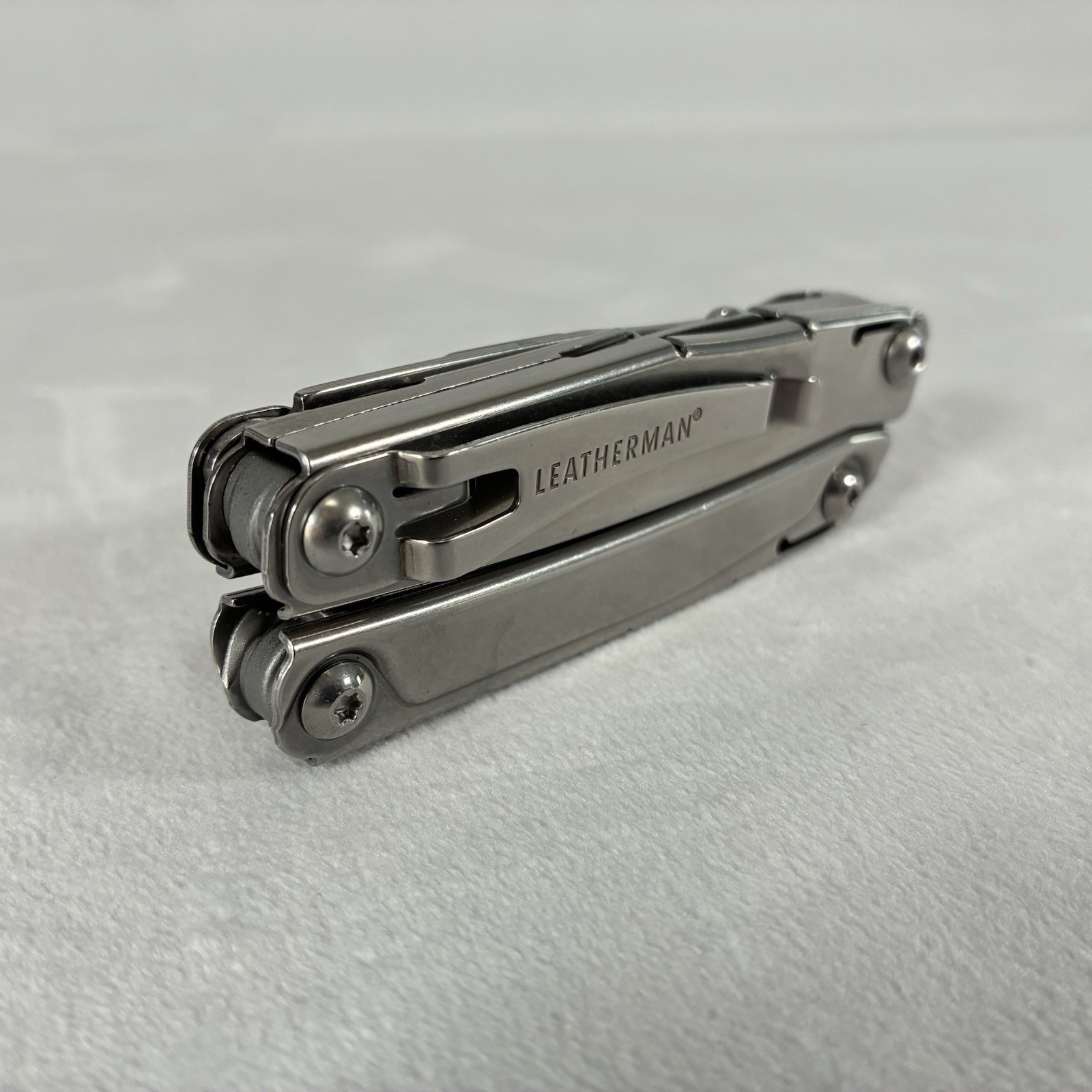 Leatherman Rev Stainless Steel 14-Tool Multi-Tool Pocket Knife w/ Pocket Clip