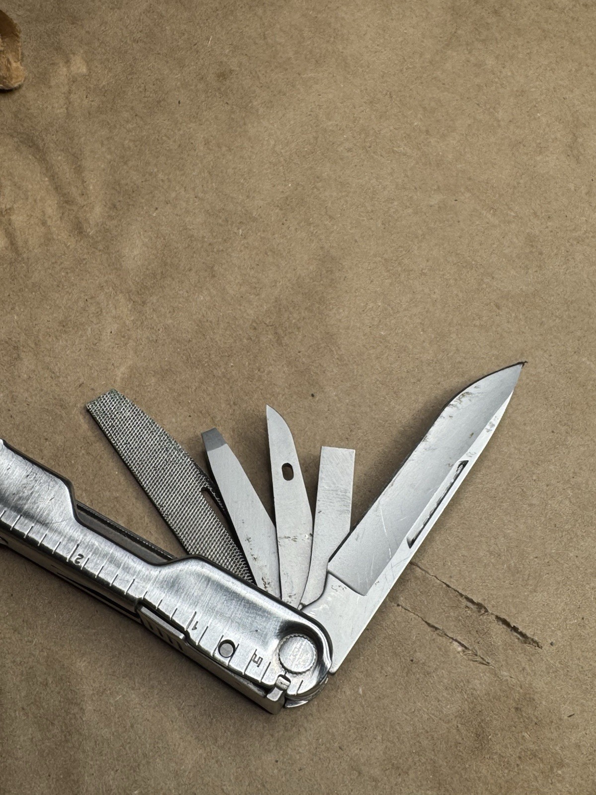Leatherman Rebar Multi-Tool Pliers/Screwdriver/Knife/File/Saw/Etc. (Pre-Owned)