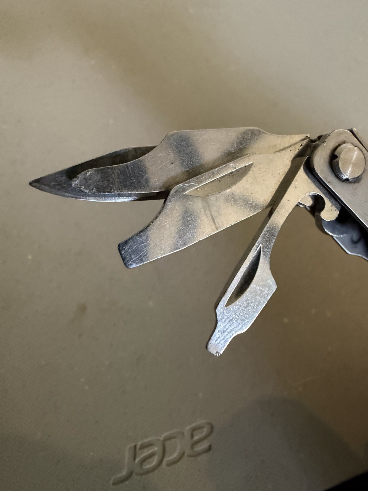 Schrade Tough Chip Compact Multi-Tool Cutters Knife Folding EDC Tool USA