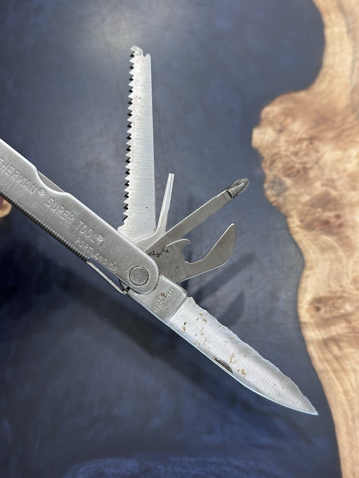 Leatherman Super Tool Multi-Tool Pliers With Leather Sheath