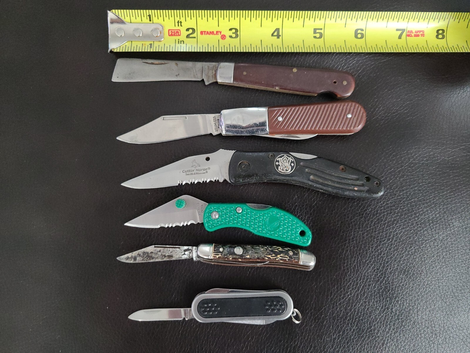 Pocket Knives And Multi Function Knife. Lot Of 6. Smith And Wesson..etc.