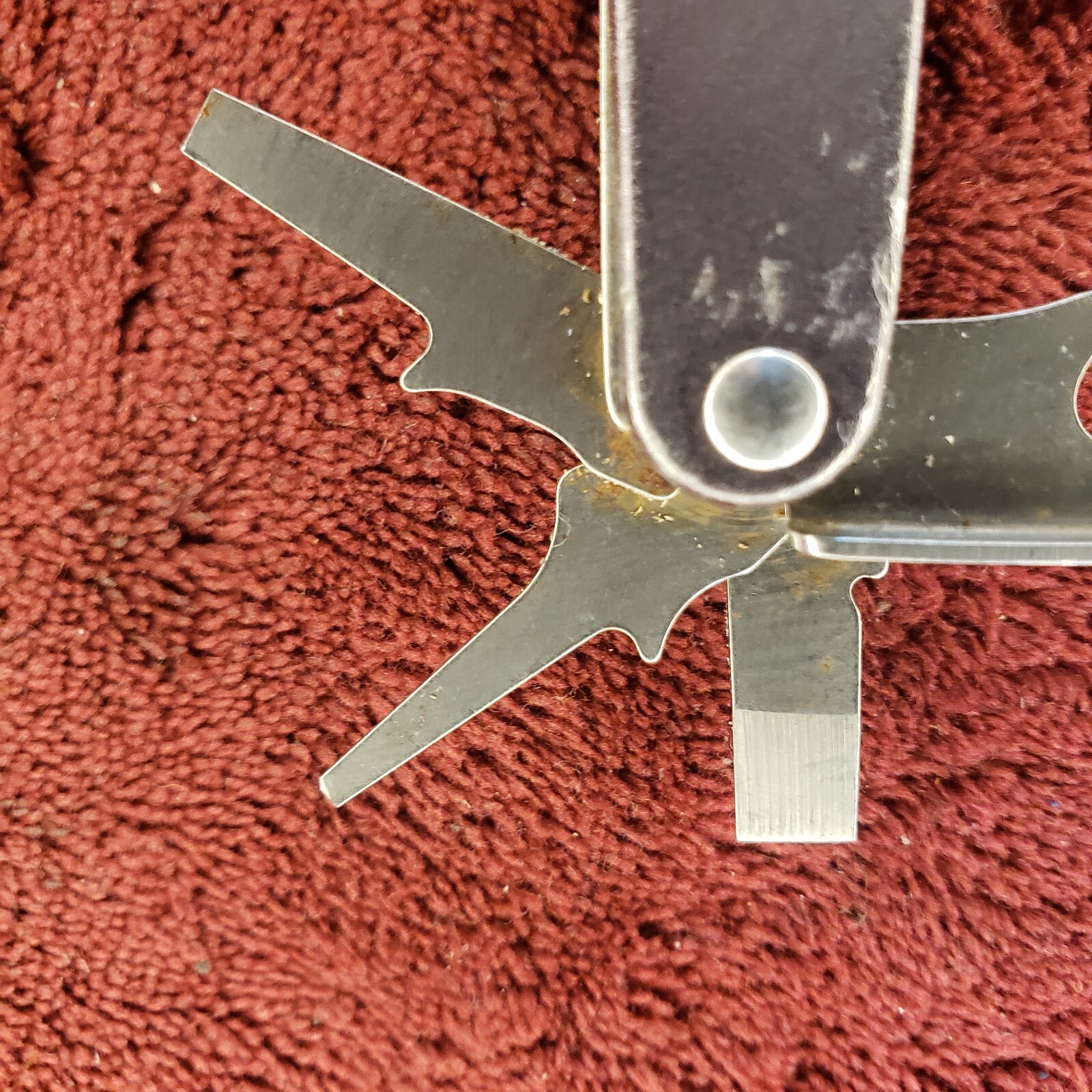 Leatherman Juice XE6 Multi-Tool Grey Retired Pliers Multi Tool read
