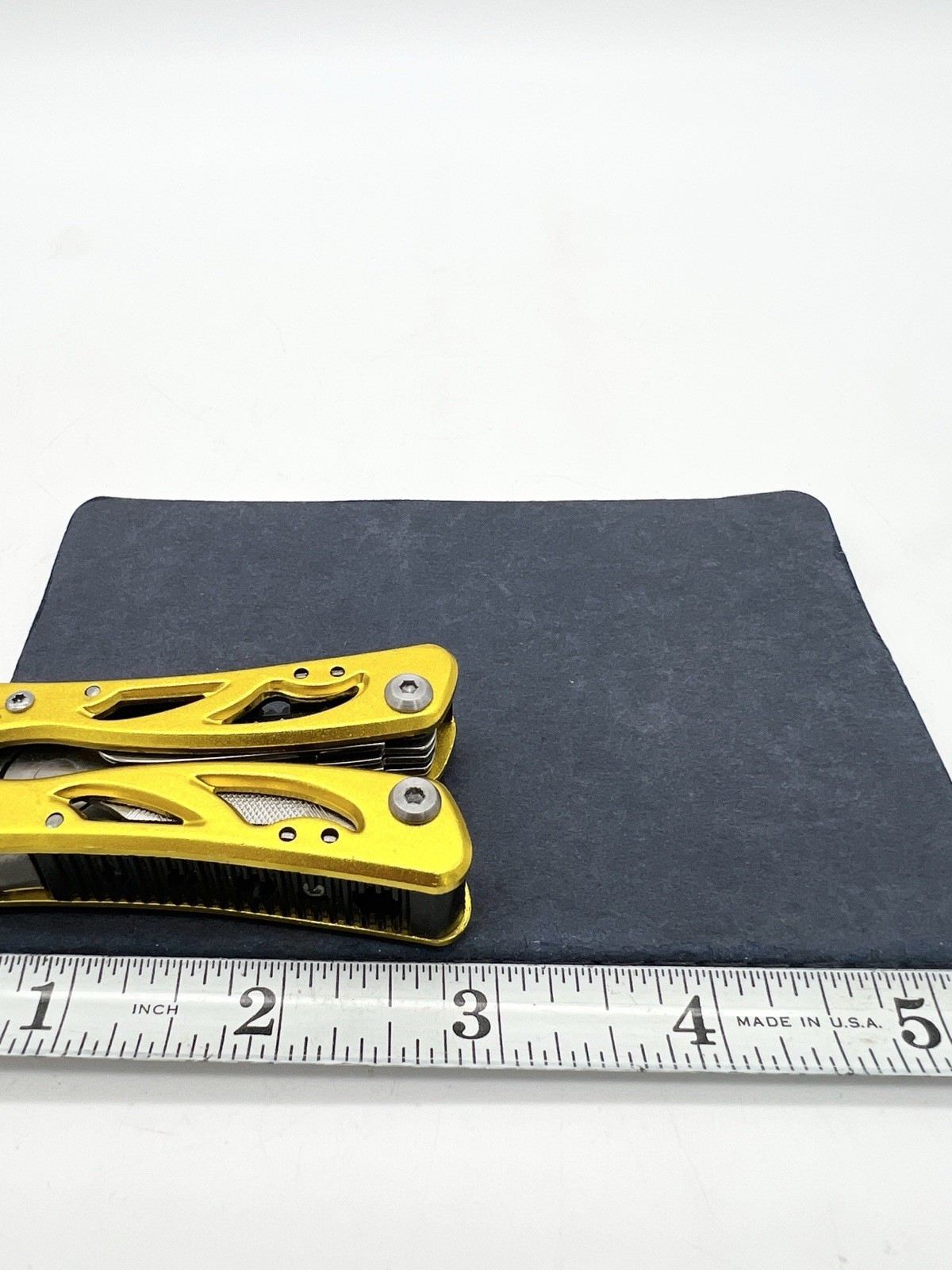 Stanley STHT0-70648 Mini Multi Tool Pliers Folding EDC Knife Screwdriver Yellow