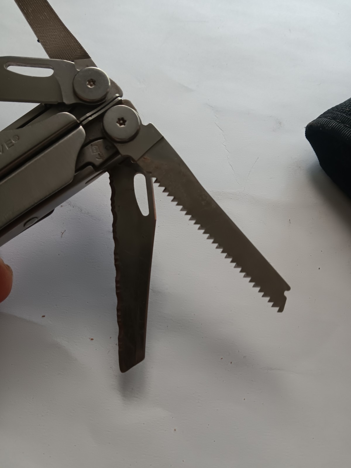 Leatherman Wave Multi-Tool Pre-owned Nice Shape W/ Sheath