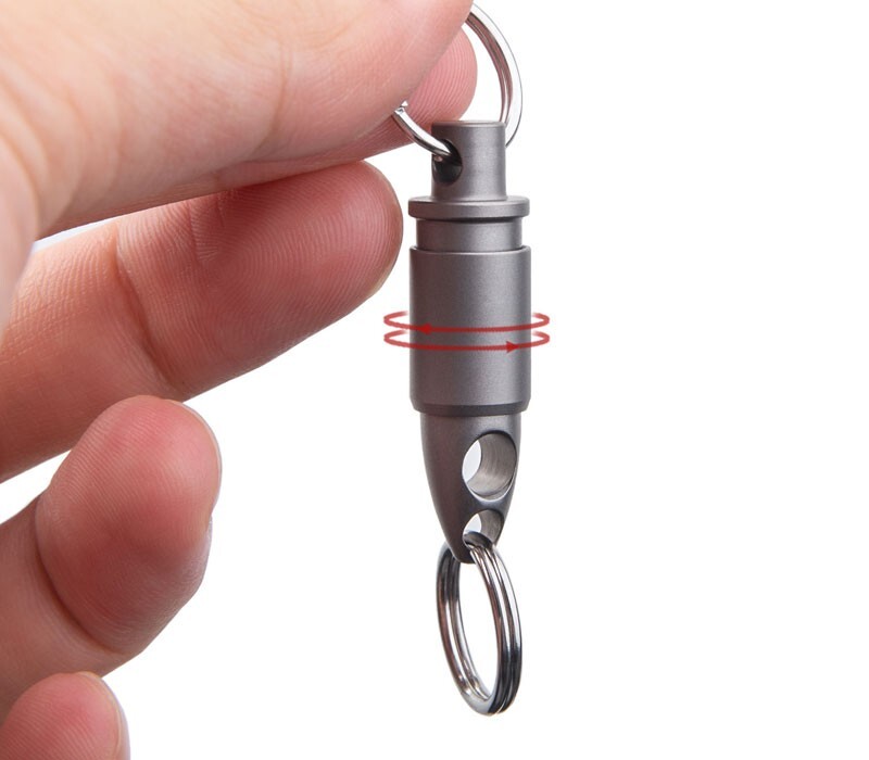 Hot Titanium Insert Buckle Gimbal Ring Portable Double Keychain Tool Pendant EDC