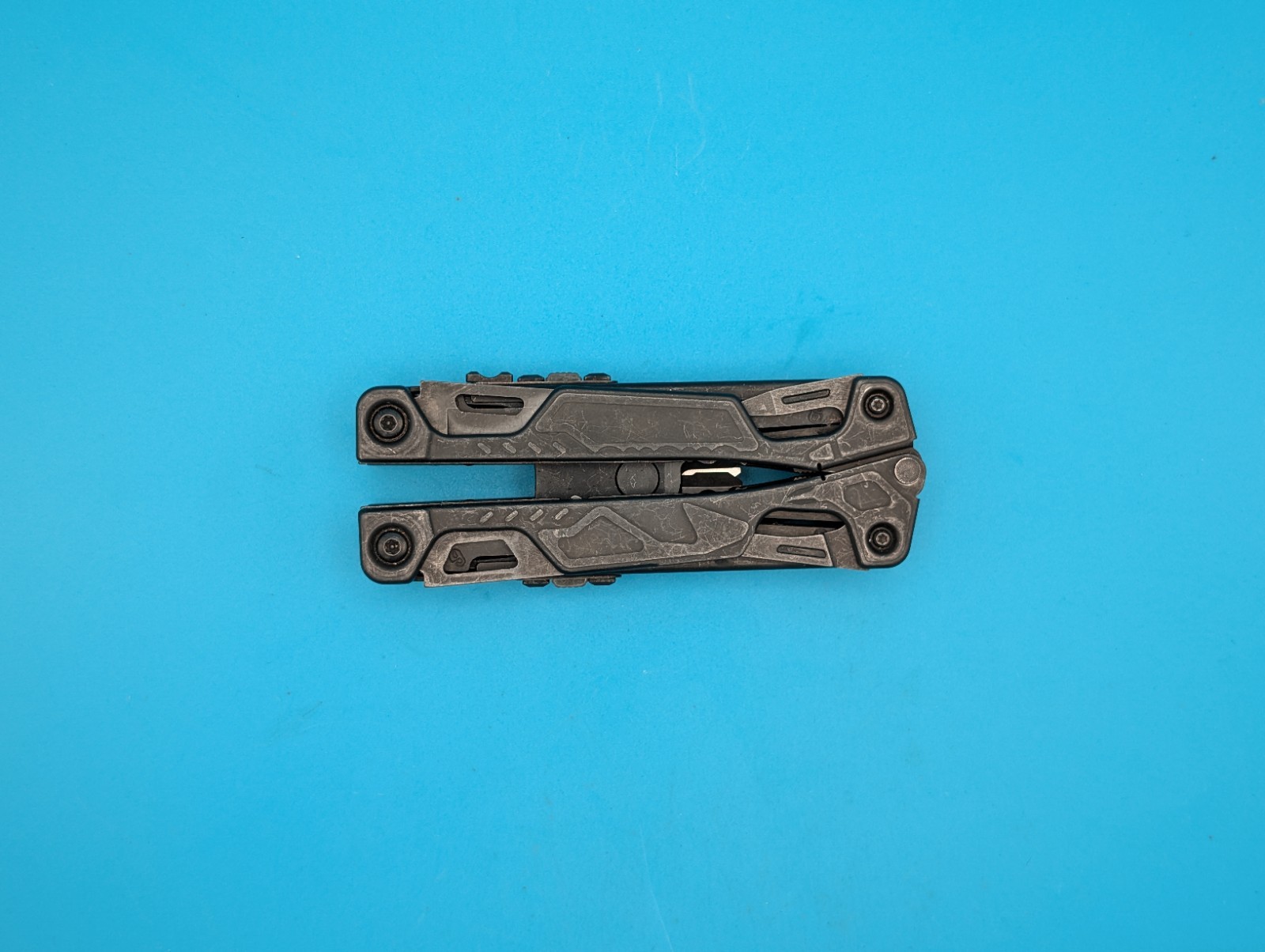 Leatherman OHT Multi-Tool Knife Discontinued! BLACK!