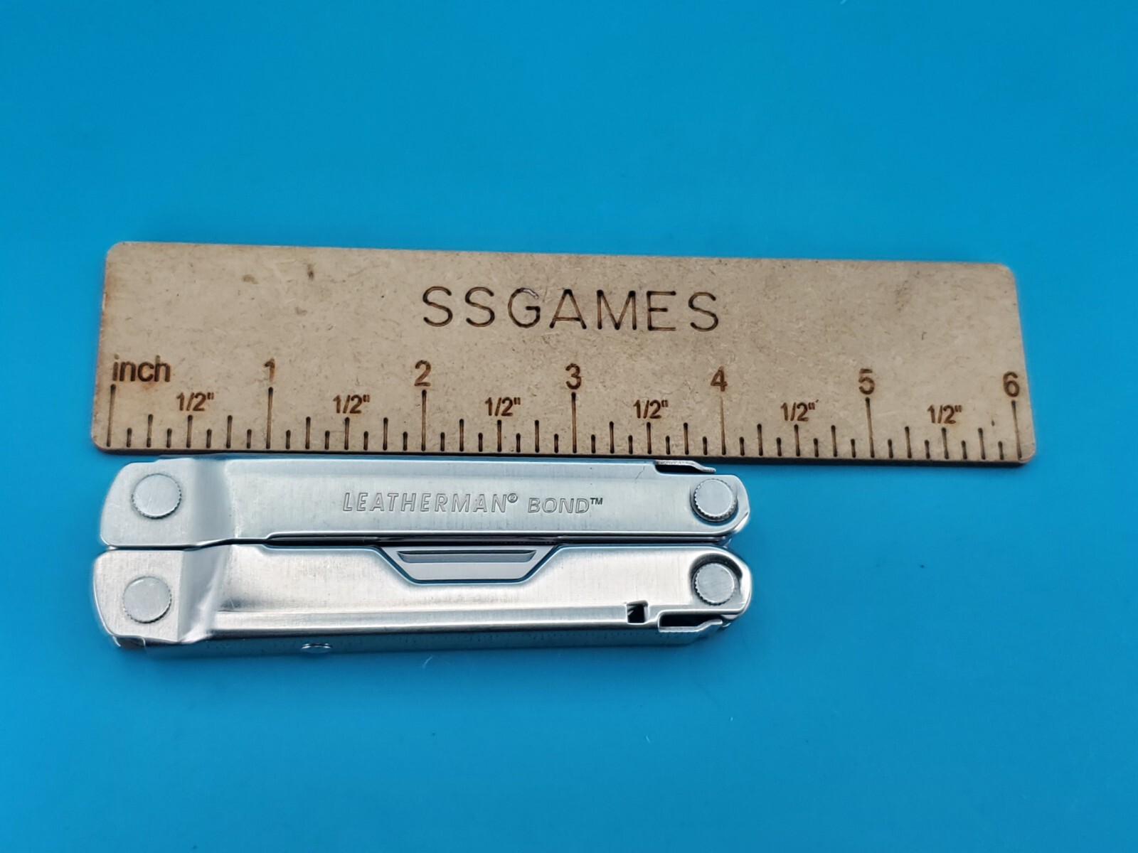 LEATHERMAN Bond Multitool, Stainless Steel Everyday Tool!