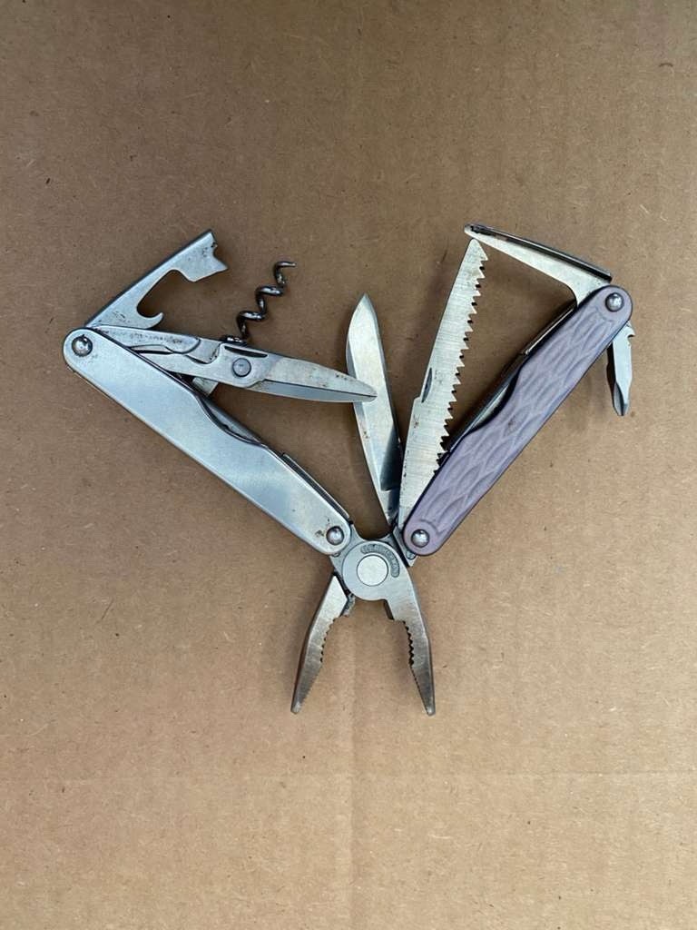 Leatherman Juice CS4 Multi Tools
