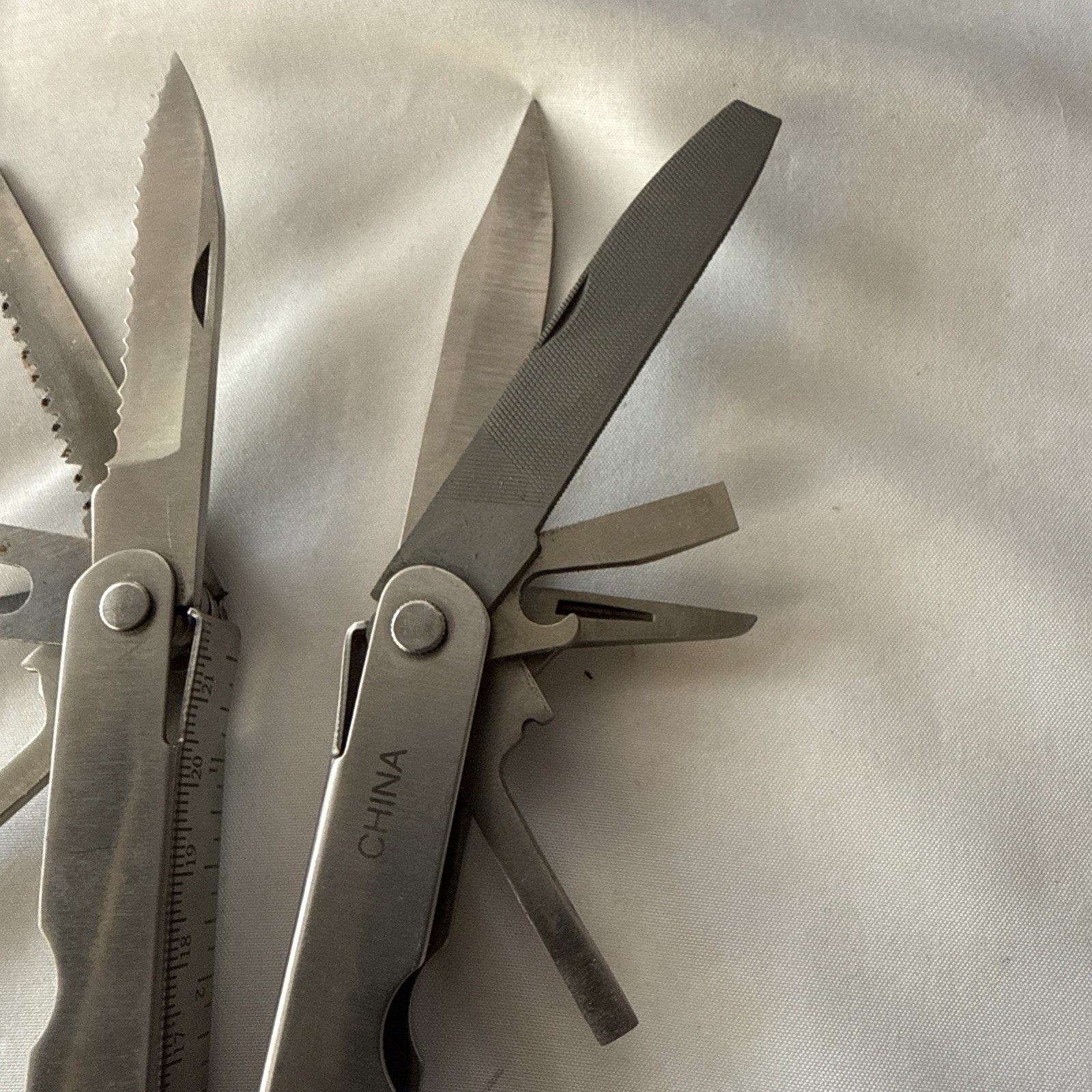 Tool Shop, multitool 13 tools plus!!! Nice tool!!! Not branded Stainless Steel