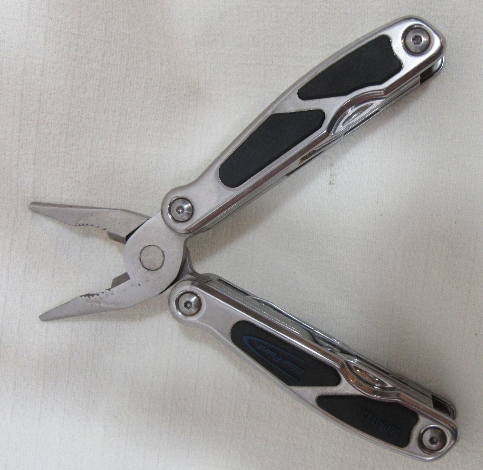 BLUE POINT BLPMT12 Multitool w/LED Work Light