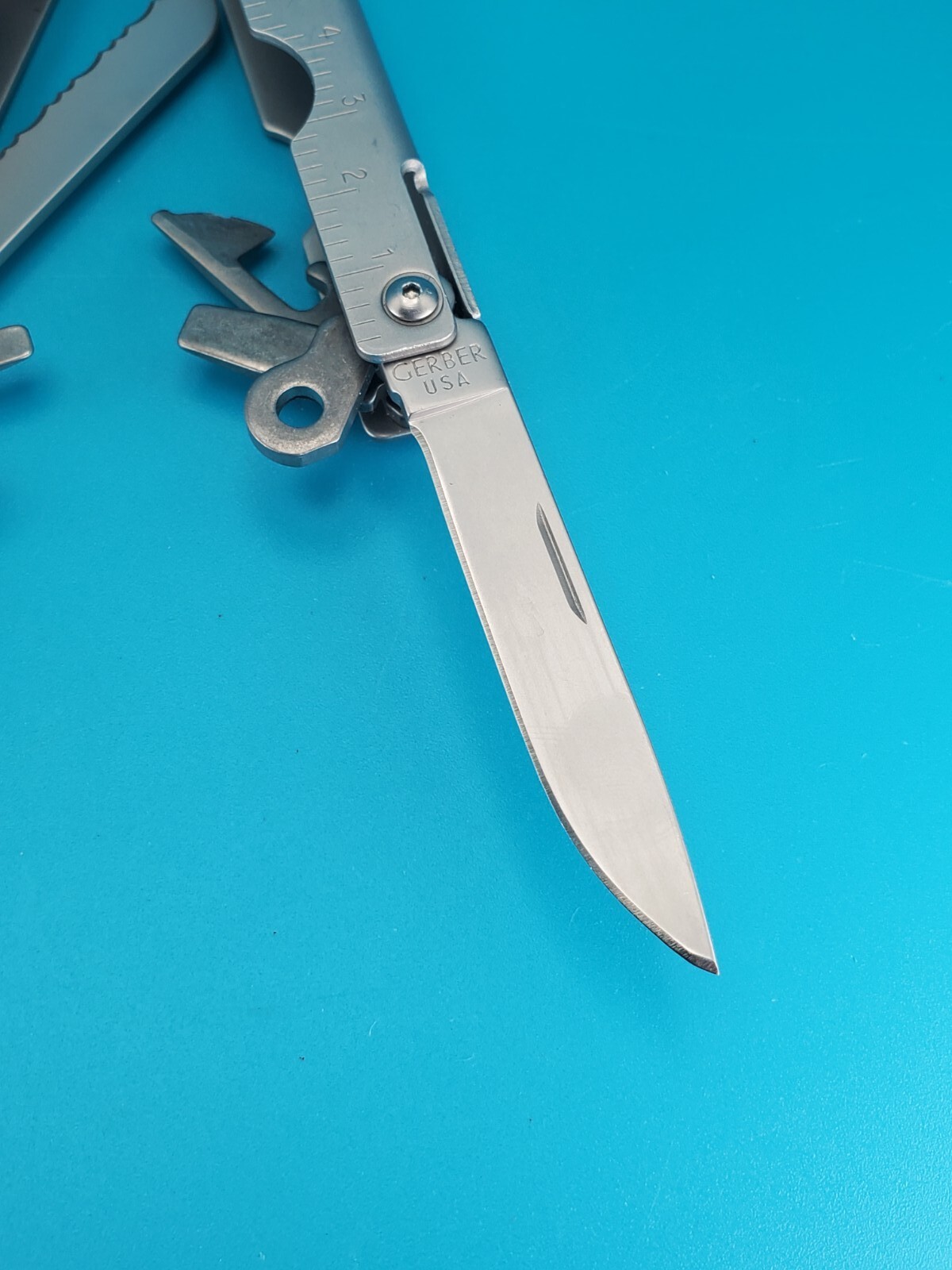 Vintage Gerber Stainless Steel Needlenose MP400 Multi-Tool Pliers! With Sheath!