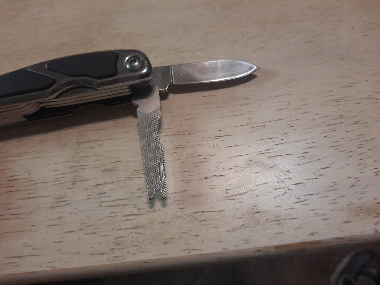 BLUE POINT BLPMT12 Multitool w/LED Work Light