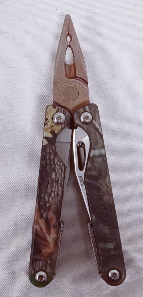 Leatherman Charge LMTi Camo Multi-Tool Nylon Sheath / USA SHIPPING ONLY