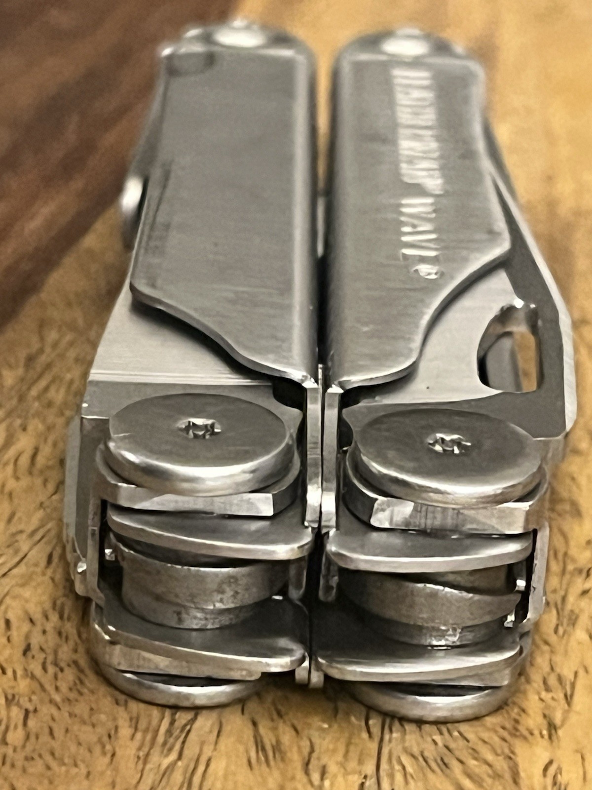 Leatherman Wave Multi-Tool Knife Great Condition!! w/New Molle Sheath ~TASKCo