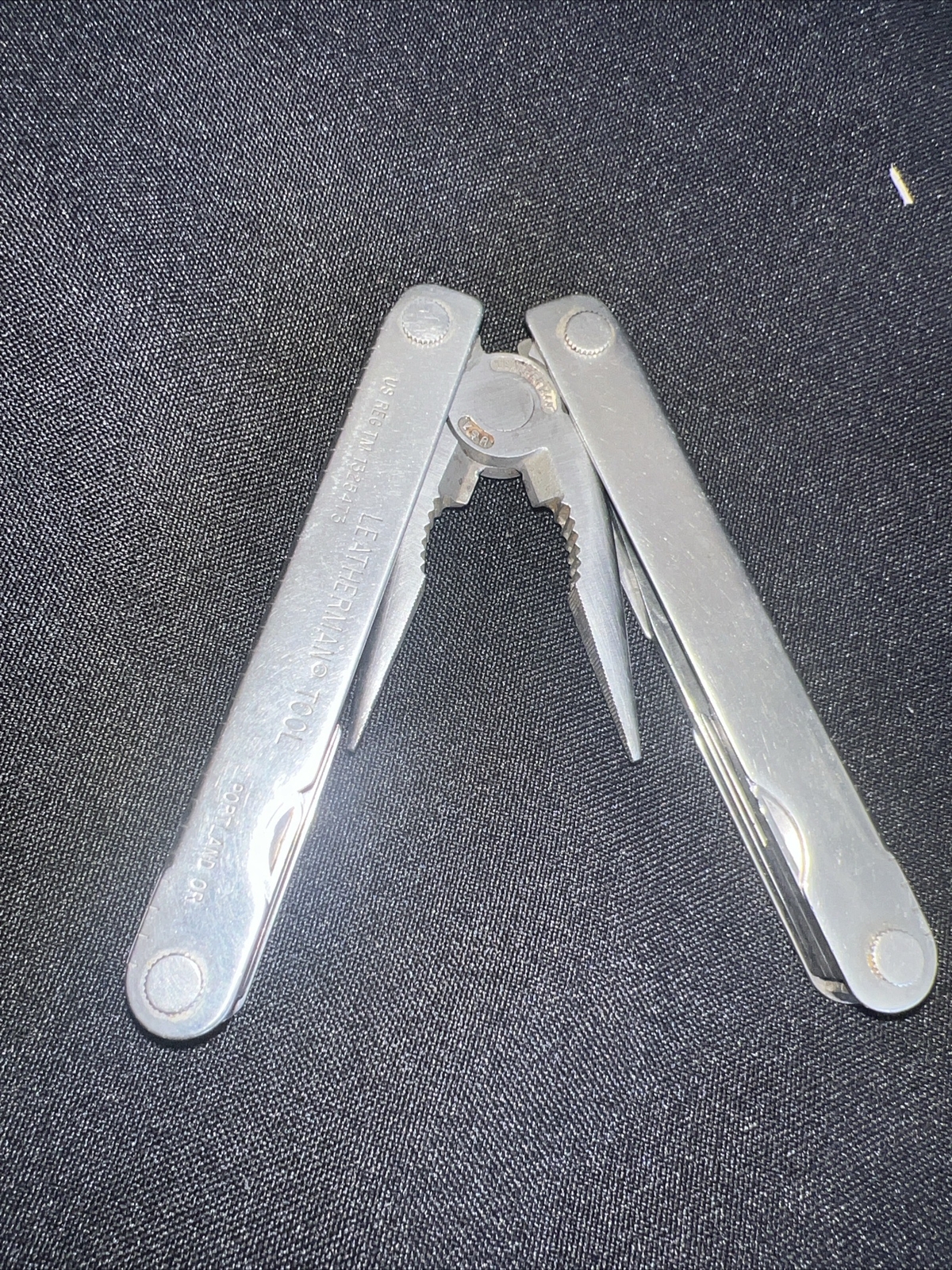 Leatherman Multi Tool Portland OR TM 1325473 & Sheath Pouch Vintage USA