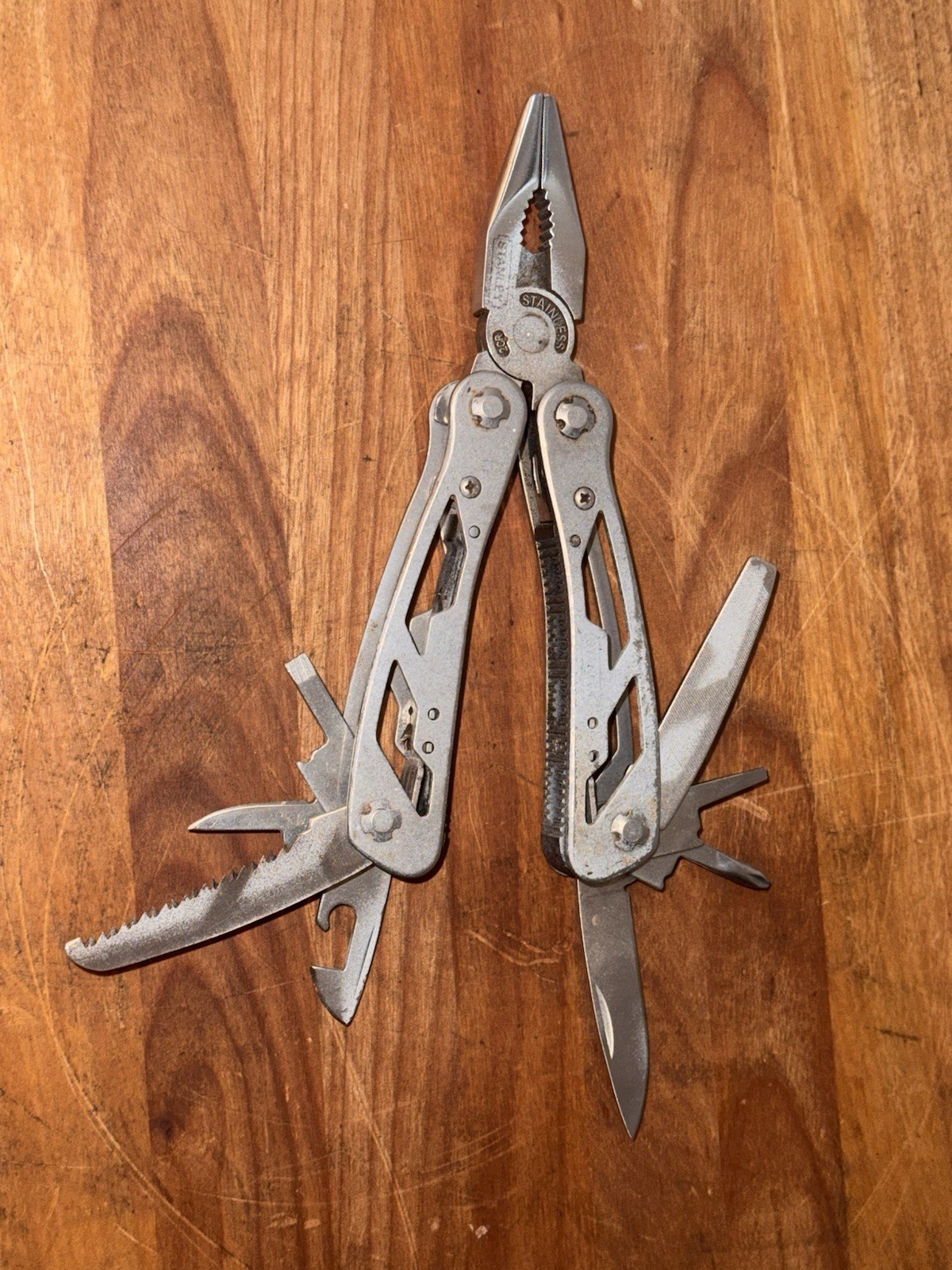 Stanley 12 In 1 Multi Tool. Last Photo Shows All Tools That Are Included. NICE.