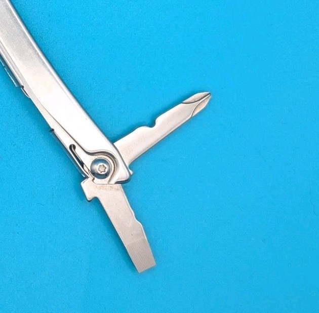 Leatherman Rev 3.8″ Multi-Tool, Stainless!
