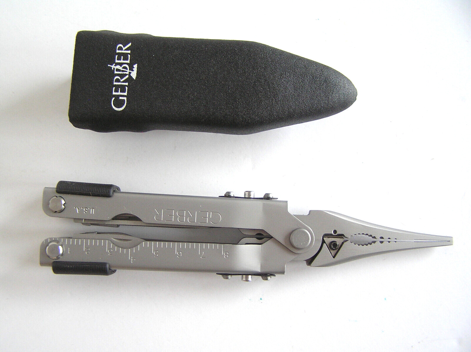 Gerber Fisherman MP600 Multi Tool w Longer Needlenose Plier & RARE Hard Case