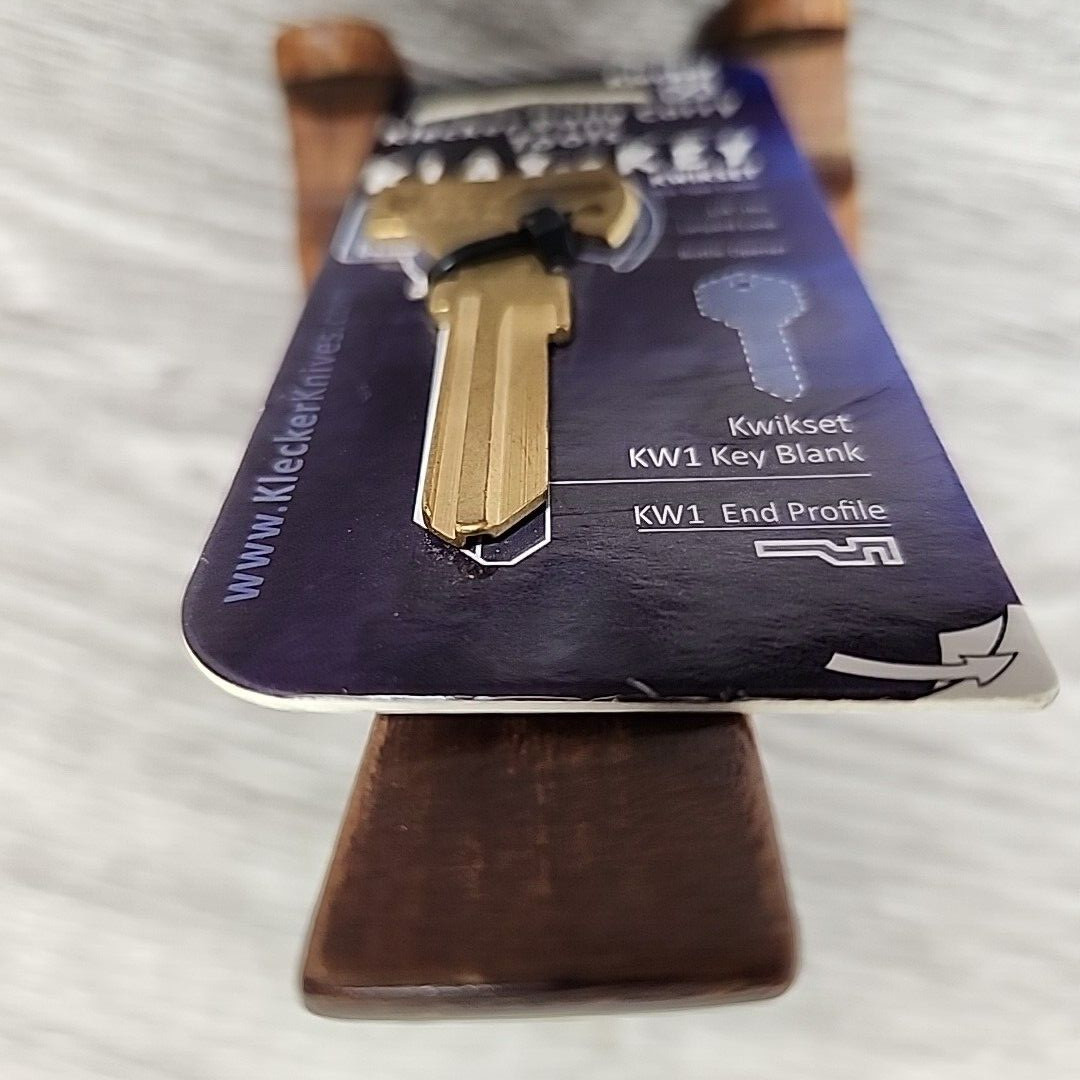 Key Blank Axe Men Multi Tool Outdoor Man Fits Kwikset KW1 Klecker Bottle Opener