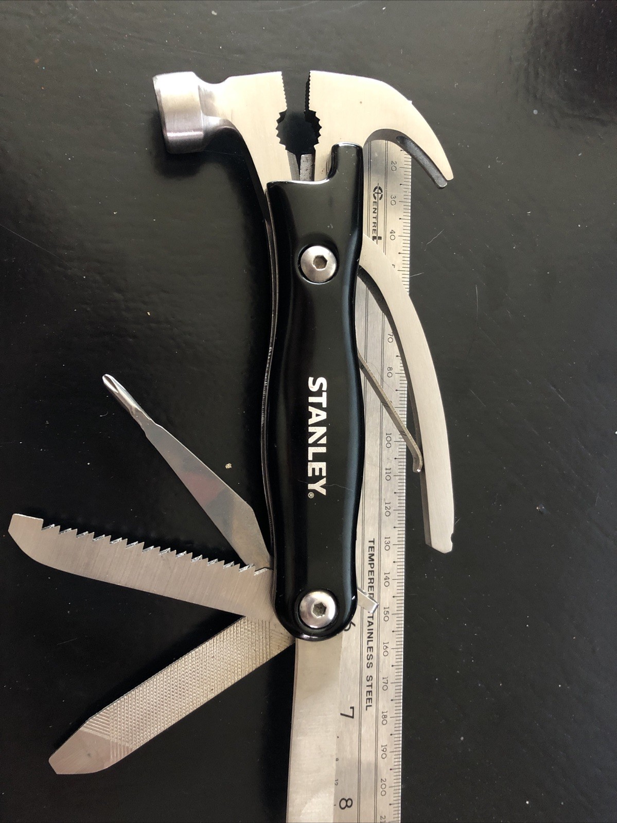 Stanley 11-in-1 Hammer Multi-Tool Hammer Screwdriver Pliers Saw File TB