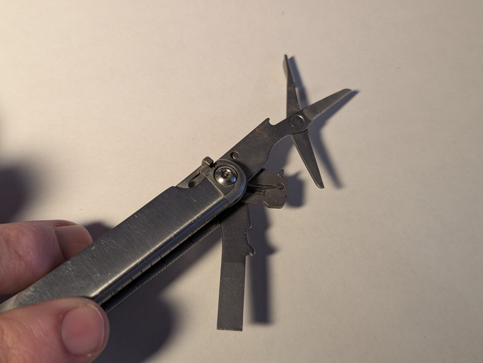 Leatherman Wave Multitool W Sheath and Bits Good Shape See Pics!